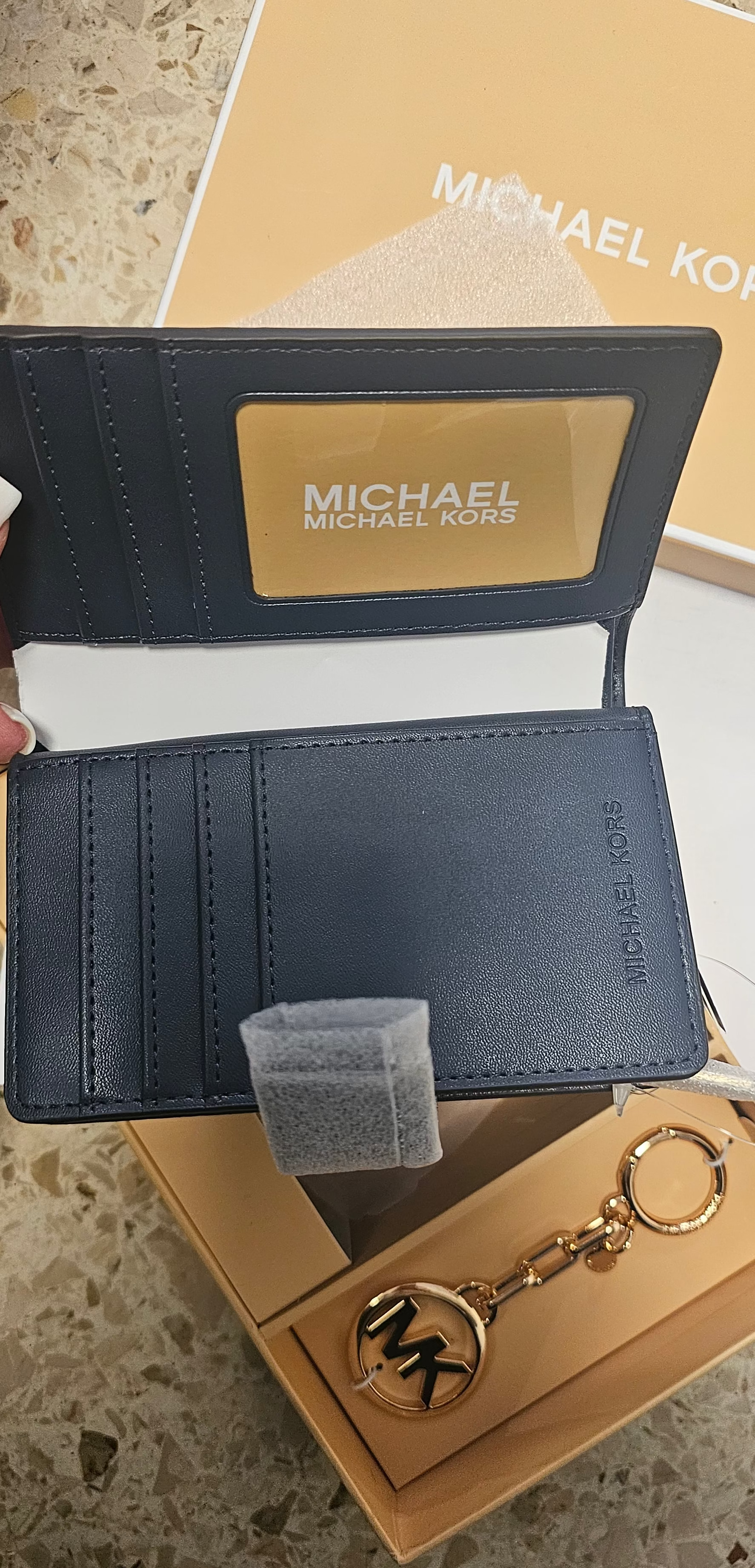 Michael Kors Set Portmonee und Schlüsselanhänger im Geschenkbox