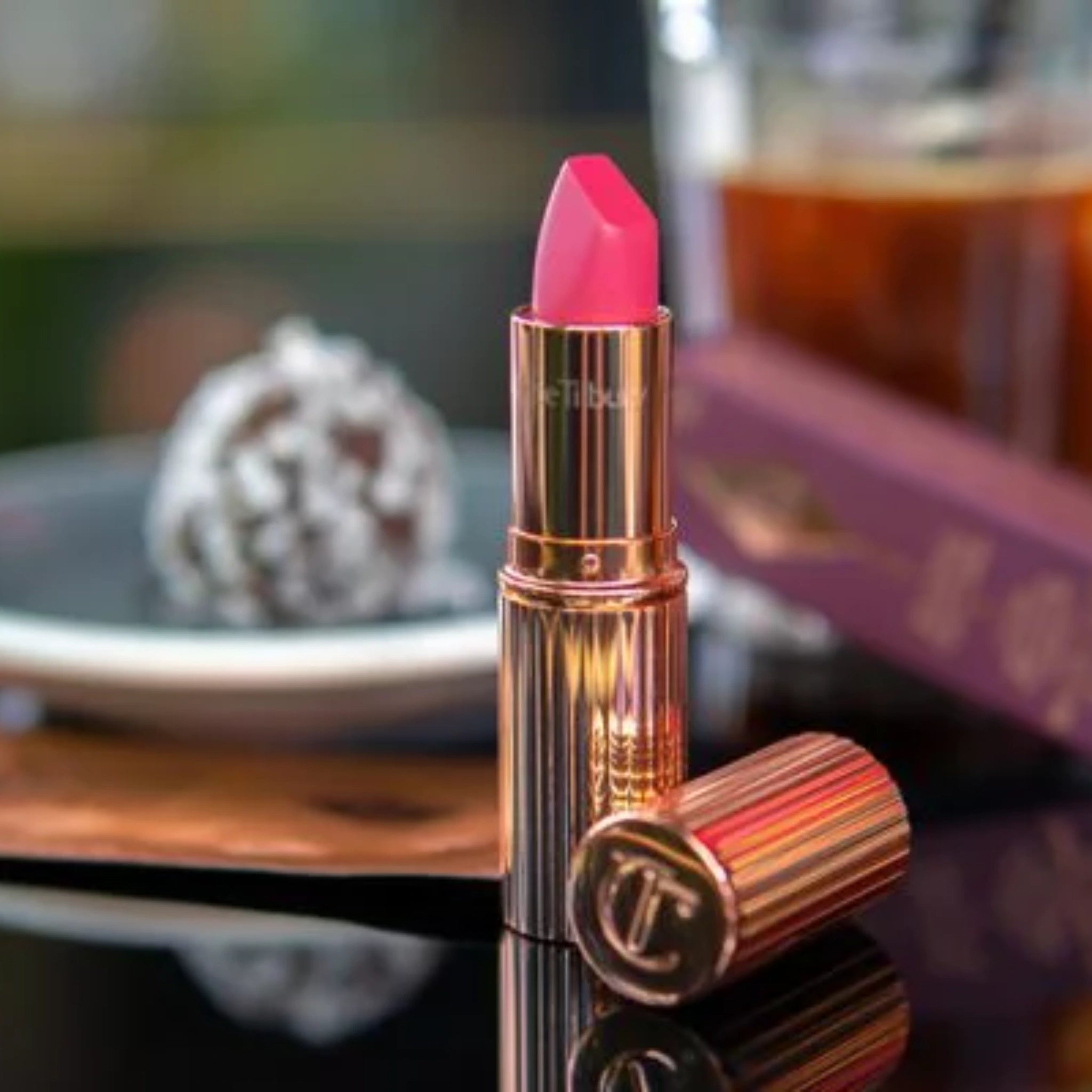Charlotte Tilbury Matte Revolution  Gracefully Pink