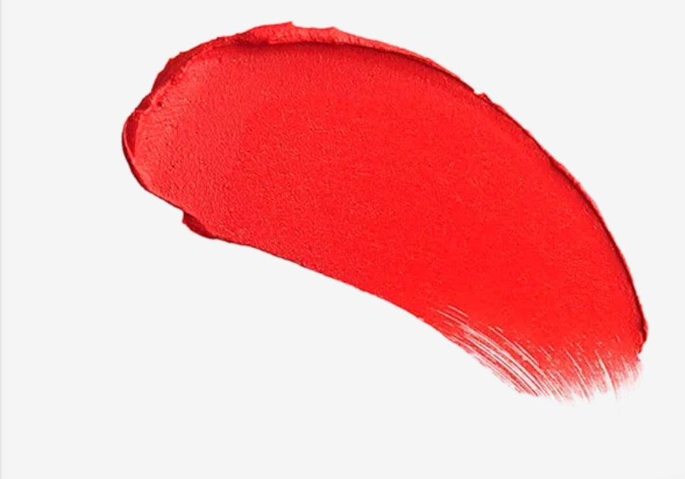 Charlotte Tilbury HOT LIPS
TELL LAURA