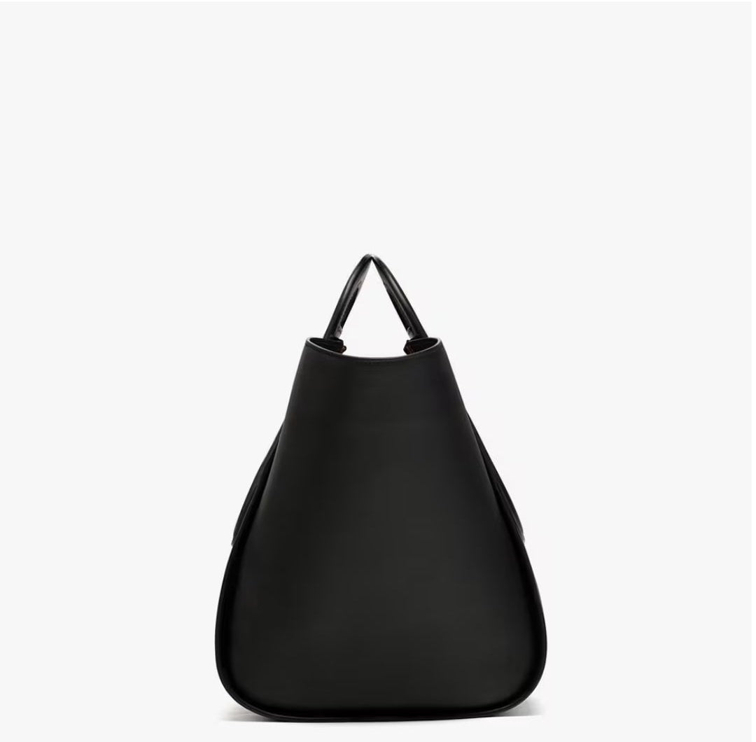 Mcm Tote Travia Shoulder Bag in Spanish Nappa Leder